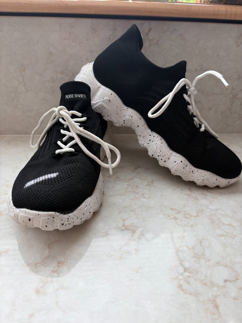 Nurse Babes Ortho Pro Nursing Support Sneakers Comfy Slip on Casual Size 9